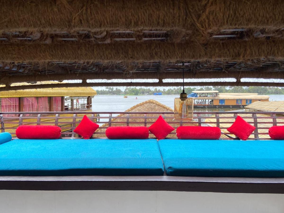 Why Not Houseboat Ξενοδοχείο Alappuzha Εξωτερικό φωτογραφία