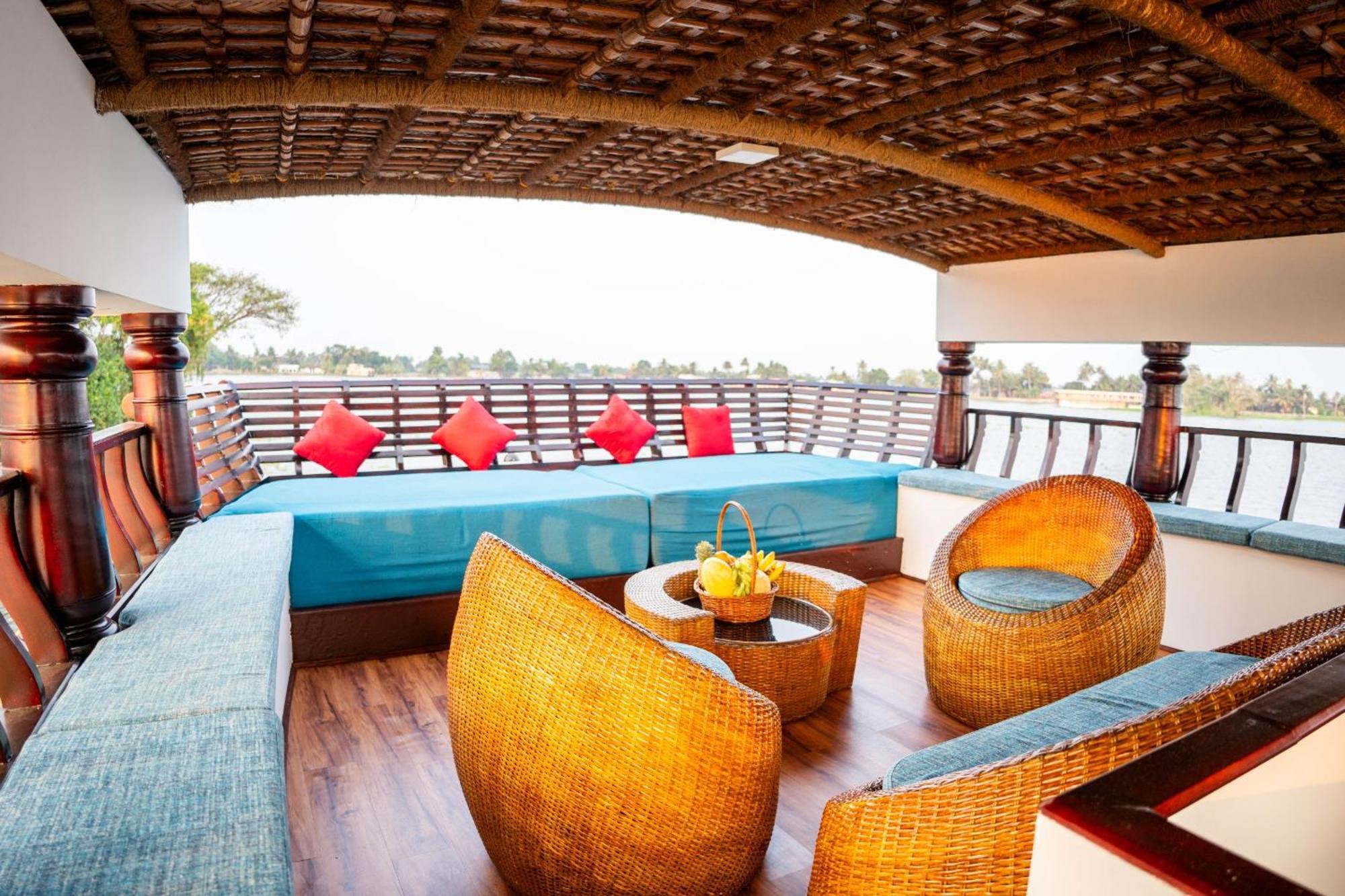 Why Not Houseboat Ξενοδοχείο Alappuzha Εξωτερικό φωτογραφία