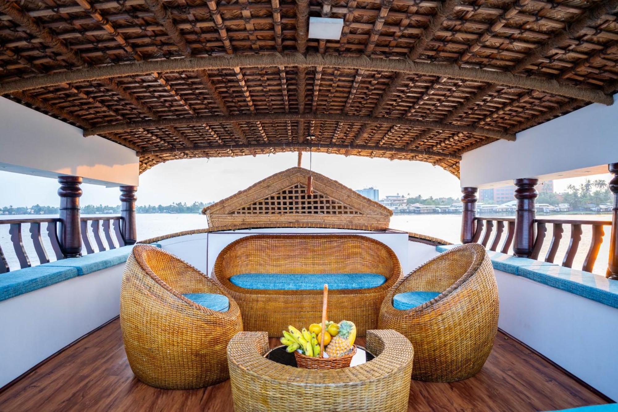 Why Not Houseboat Ξενοδοχείο Alappuzha Εξωτερικό φωτογραφία
