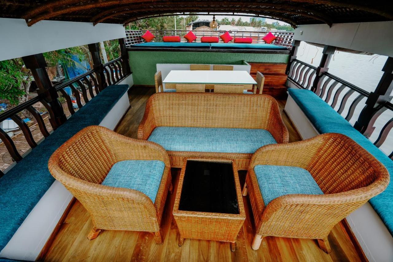 Why Not Houseboat Ξενοδοχείο Alappuzha Εξωτερικό φωτογραφία