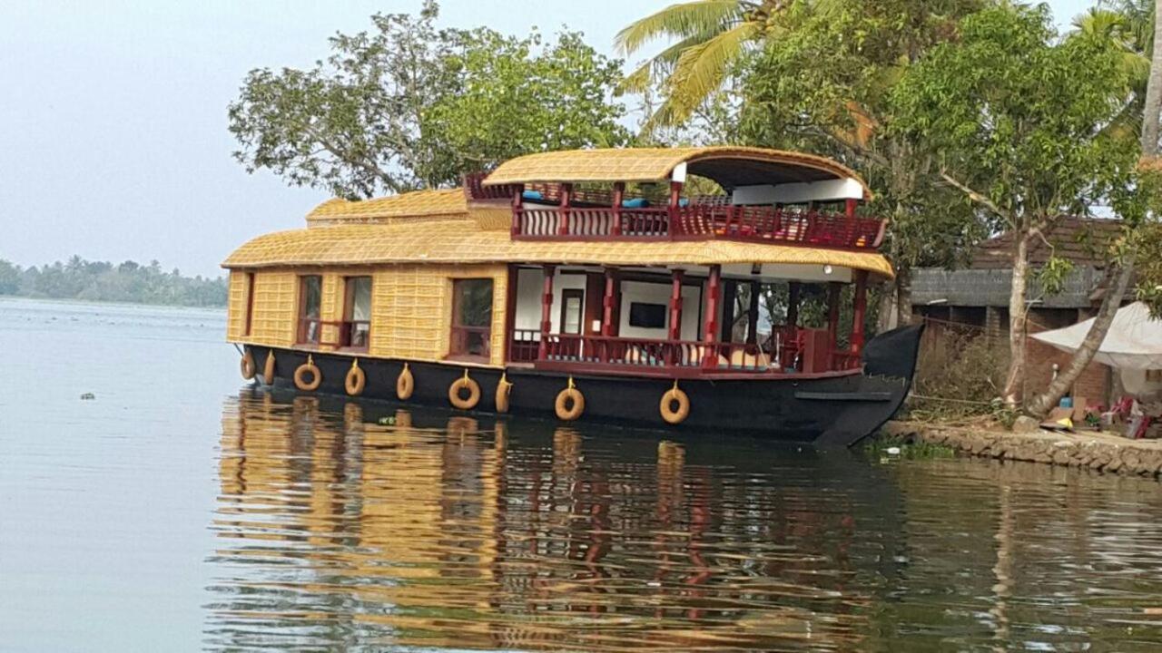 Why Not Houseboat Ξενοδοχείο Alappuzha Εξωτερικό φωτογραφία